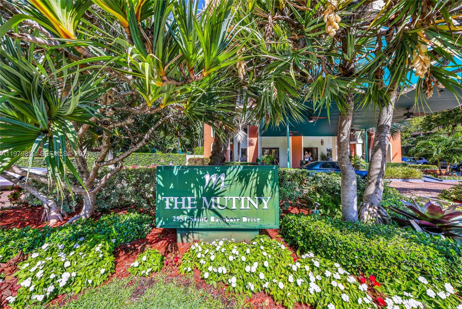 2951 S Bayshore Dr #215, Coconut Grove FL 33133
