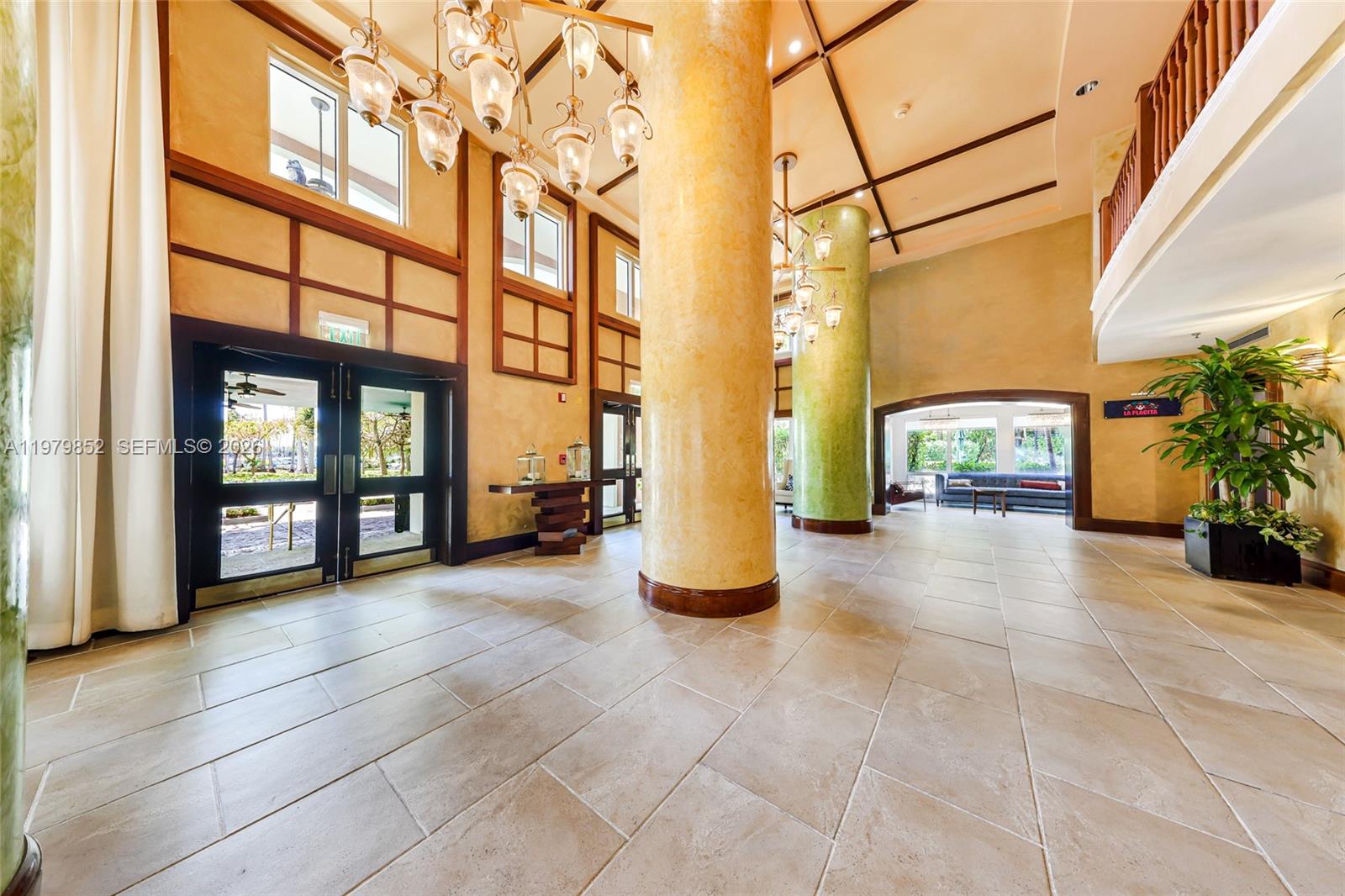 2951 S Bayshore Dr #215, Coconut Grove FL 33133
