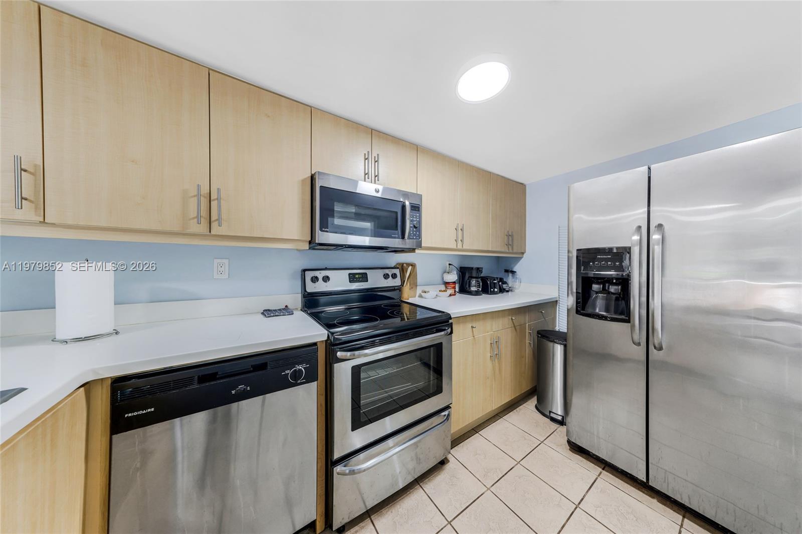 2951 S Bayshore Dr #215, Coconut Grove FL 33133