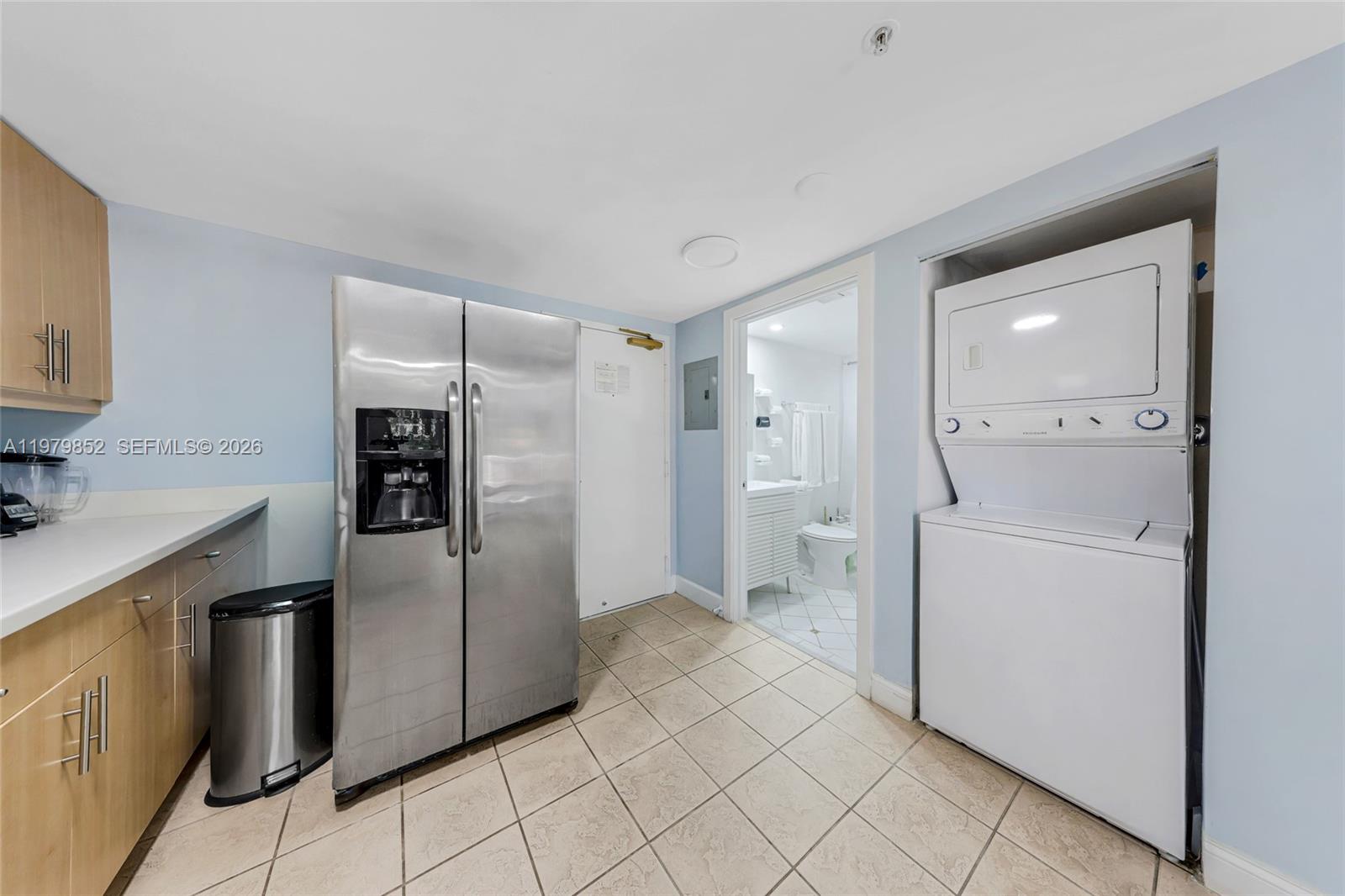 2951 S Bayshore Dr #215, Coconut Grove FL 33133