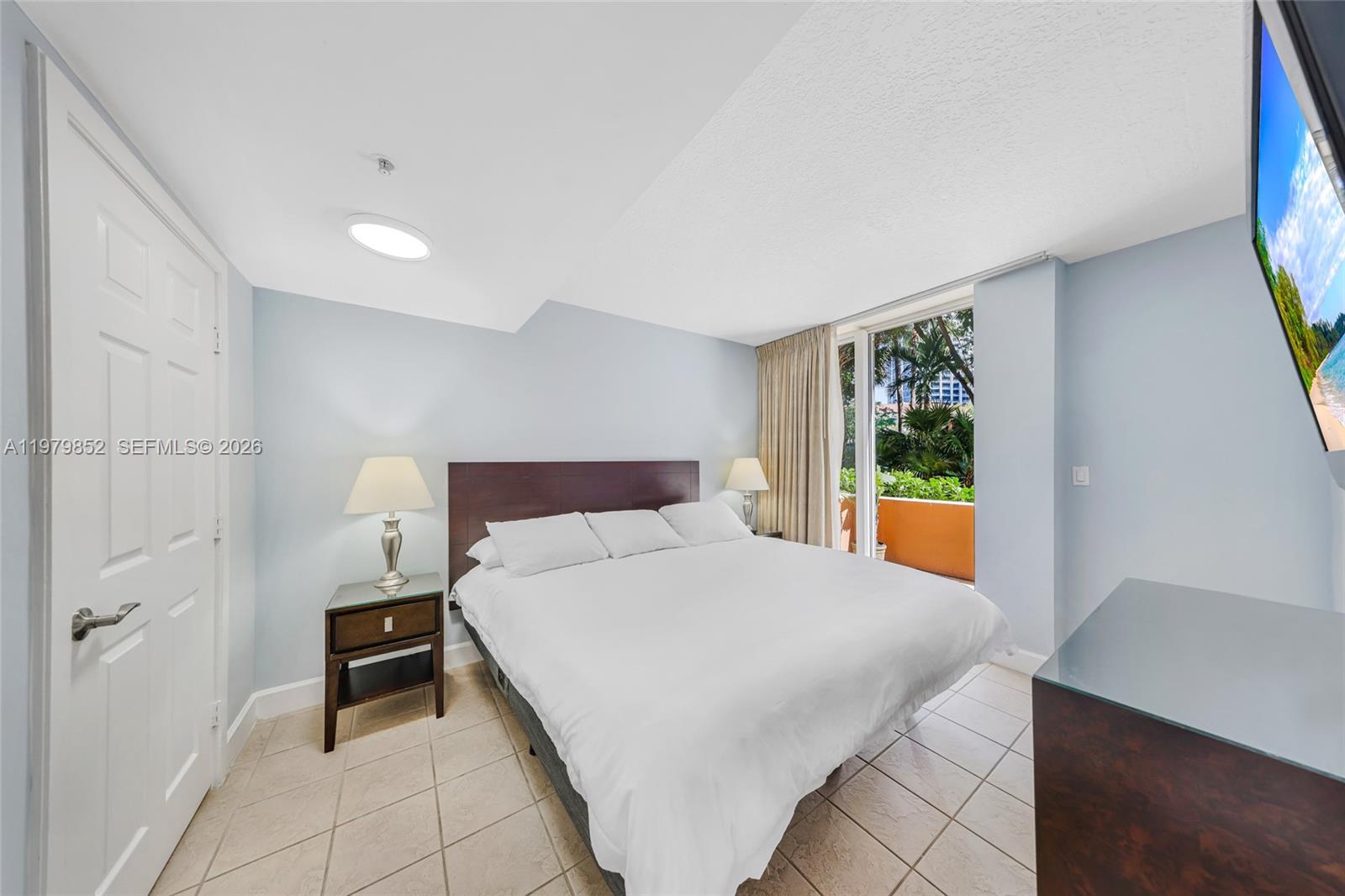 2951 S Bayshore Dr #215, Coconut Grove FL 33133