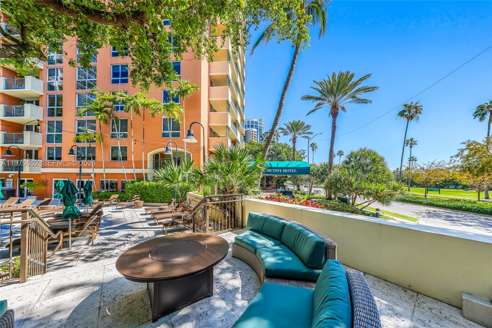 2951 S Bayshore Dr #215, Coconut Grove FL 33133