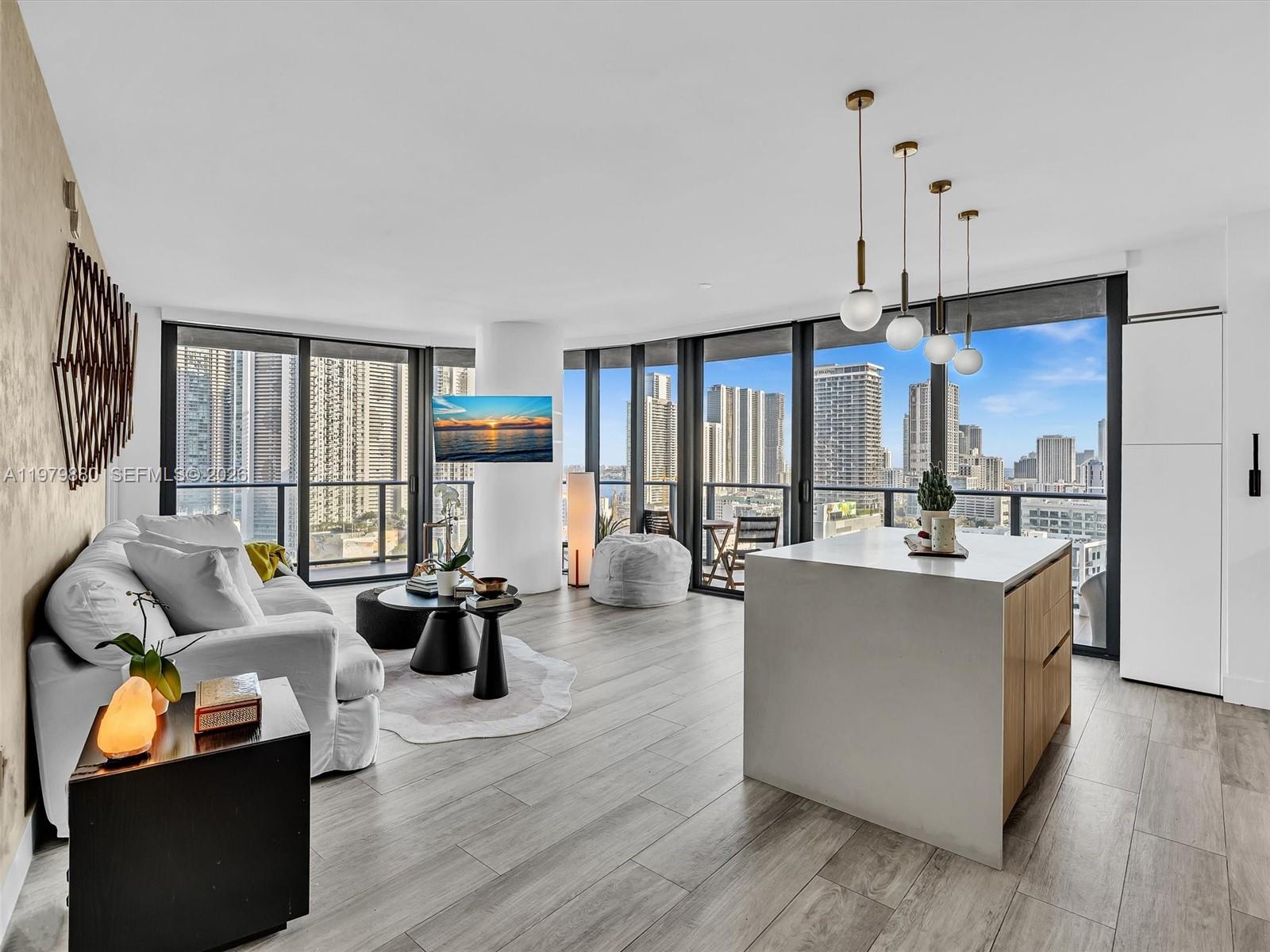 121 NE 34th St #2104, Miami FL 33137