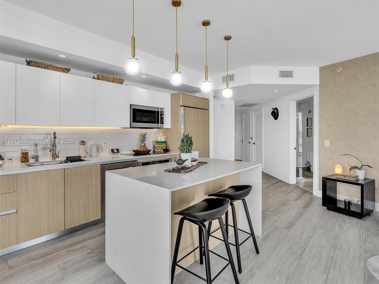 121 NE 34th St #2104, Miami FL 33137