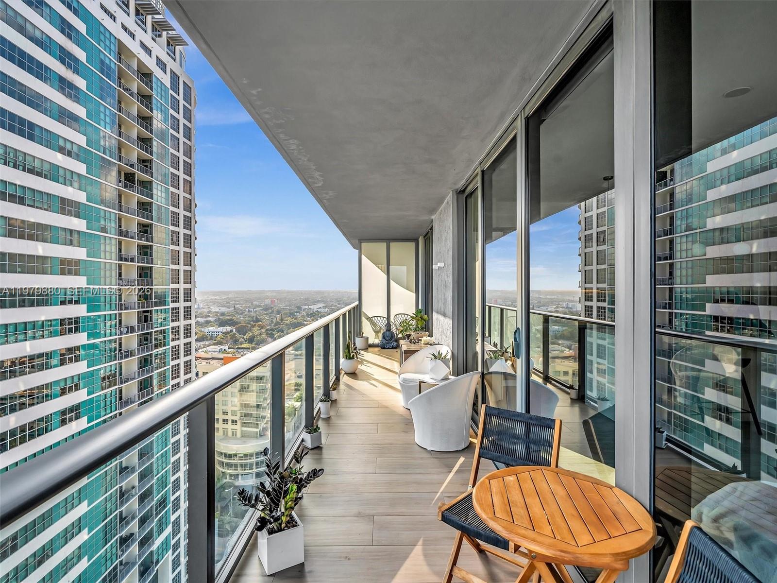 121 NE 34th St #2104, Miami FL 33137
