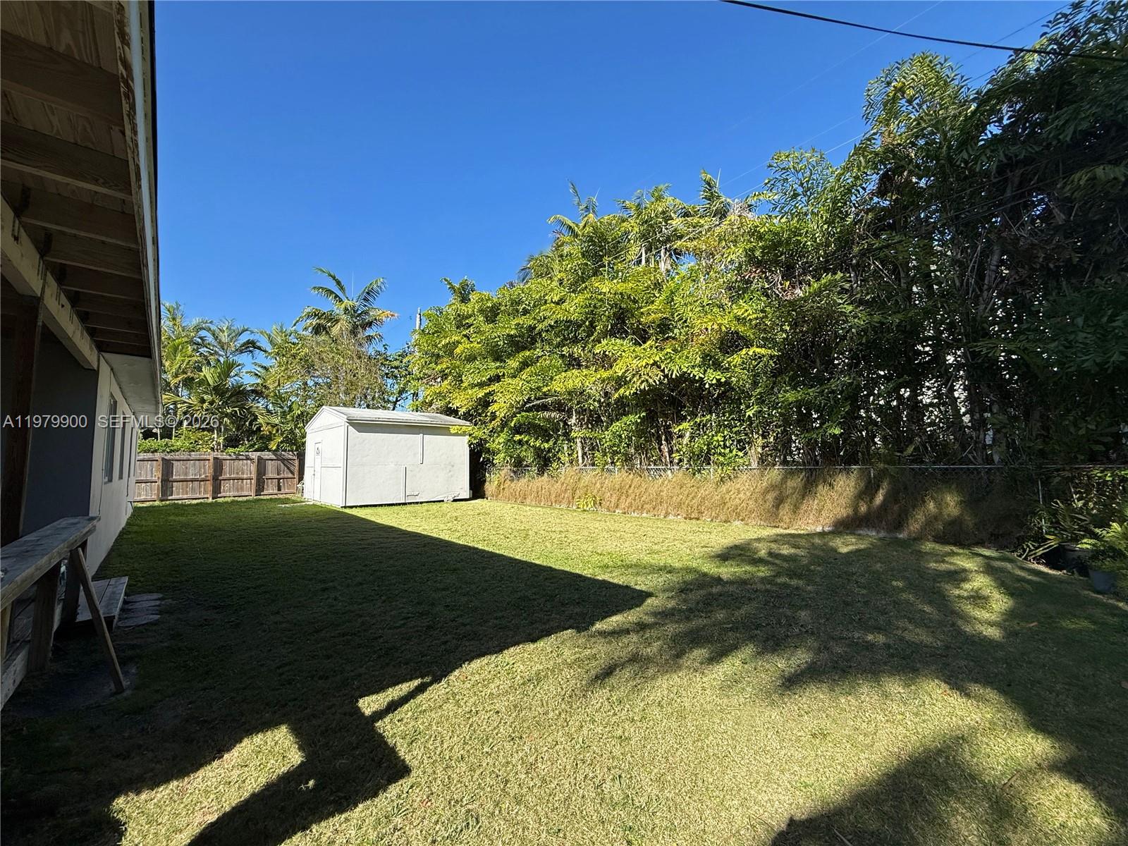7535 SW 55th Ave, Miami FL 33143