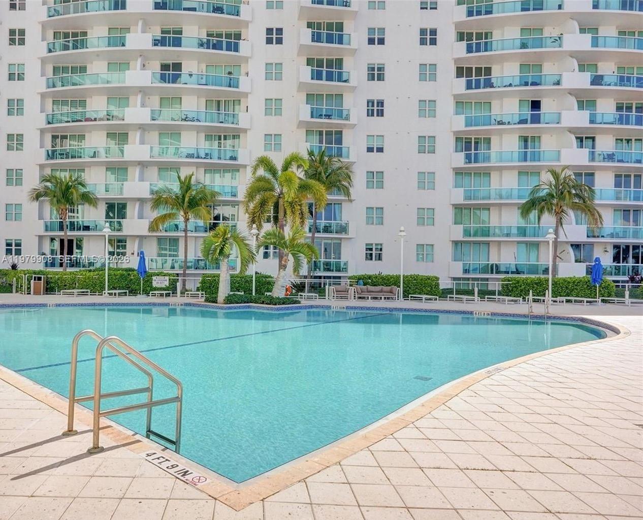 7900 Harbor Island Dr #523, North Bay Village FL 33141