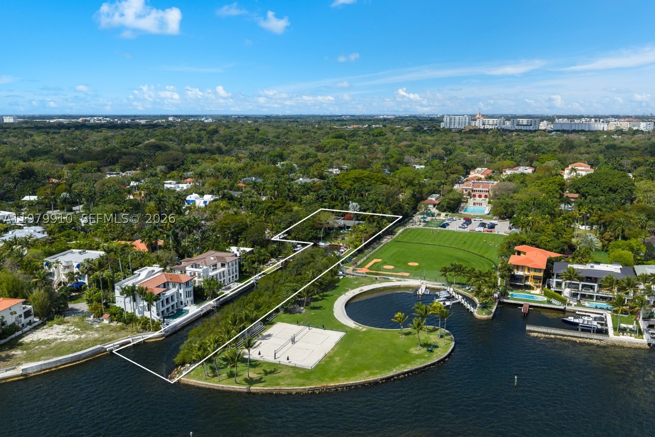 3373 Poinciana Ave, Miami FL 33133