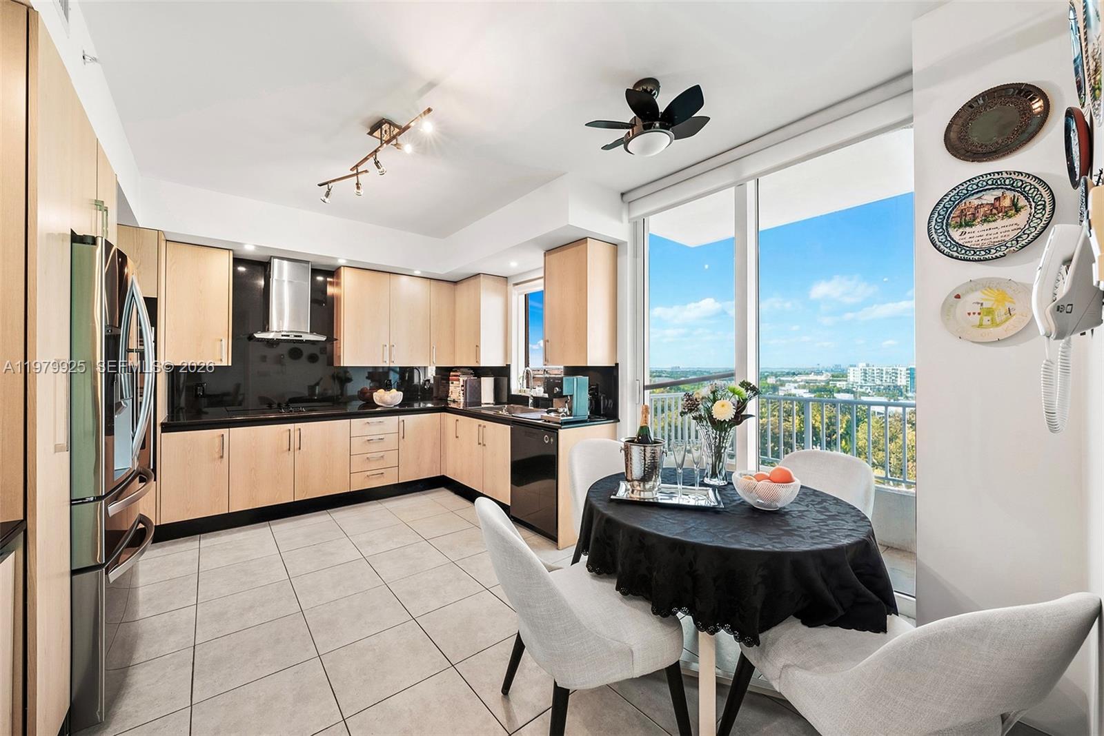 781 Crandon Blvd #804, Key Biscayne FL 33149