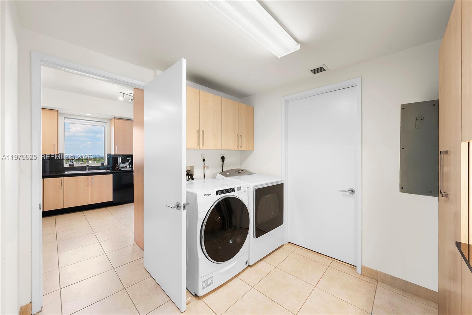781 Crandon Blvd #804, Key Biscayne FL 33149