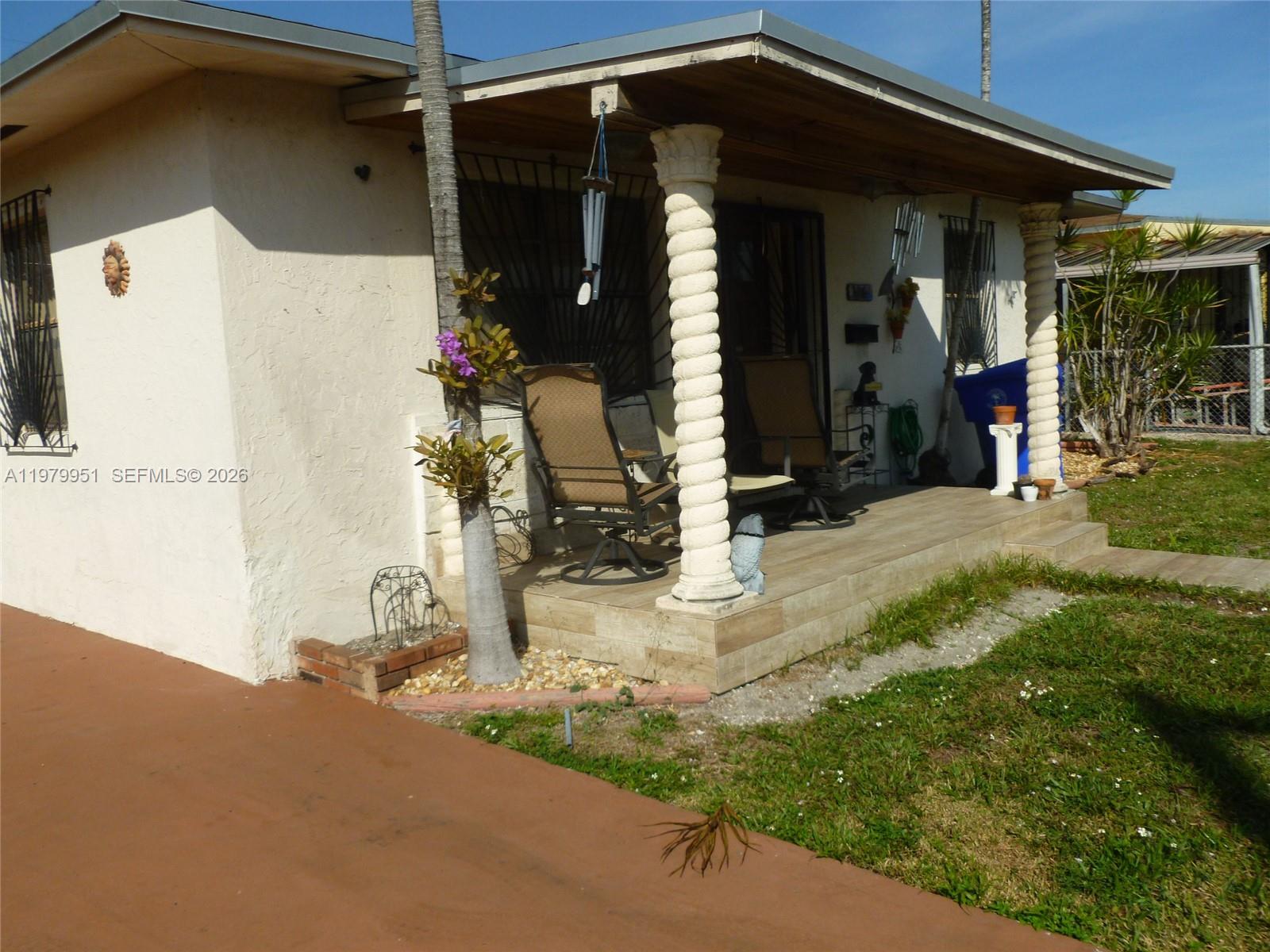 3261 NW 14th St, Miami FL 33125