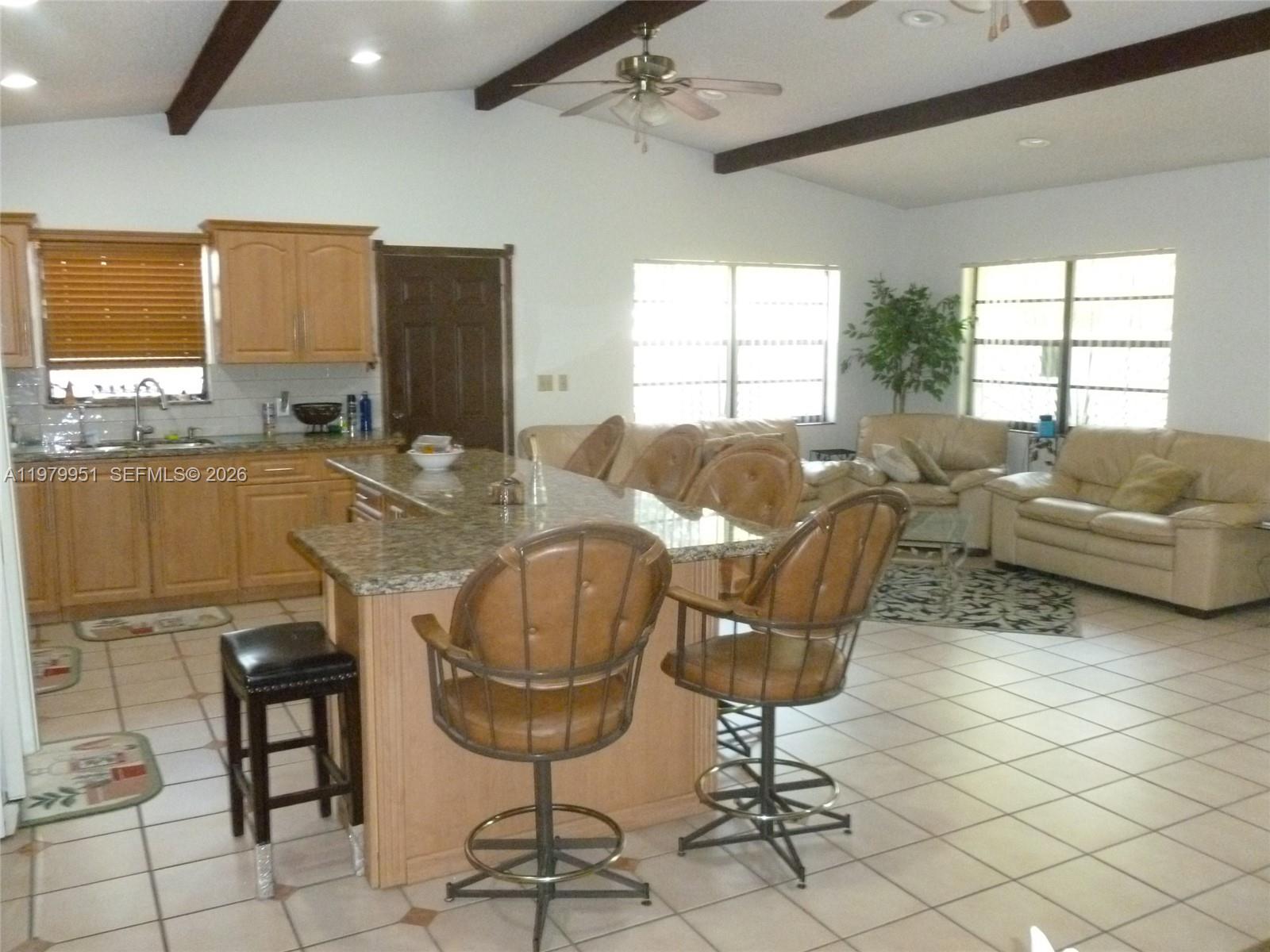 3261 NW 14th St, Miami FL 33125
