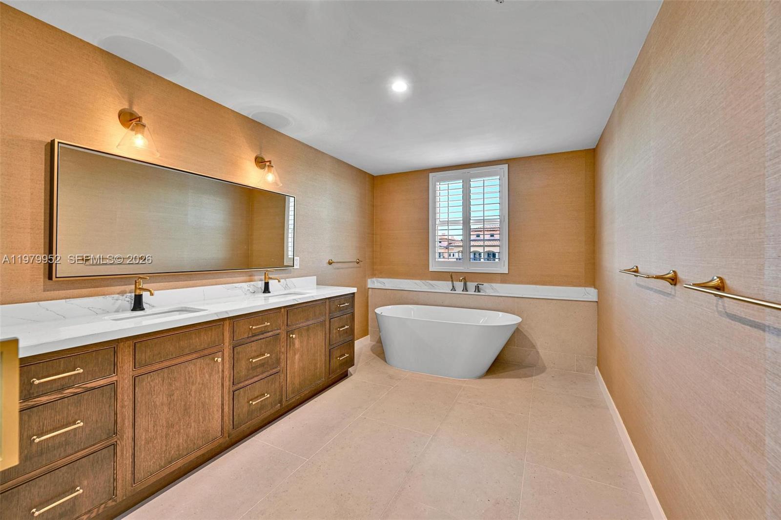 13637 Deering Bay Dr #261, Coral Gables FL 33158
