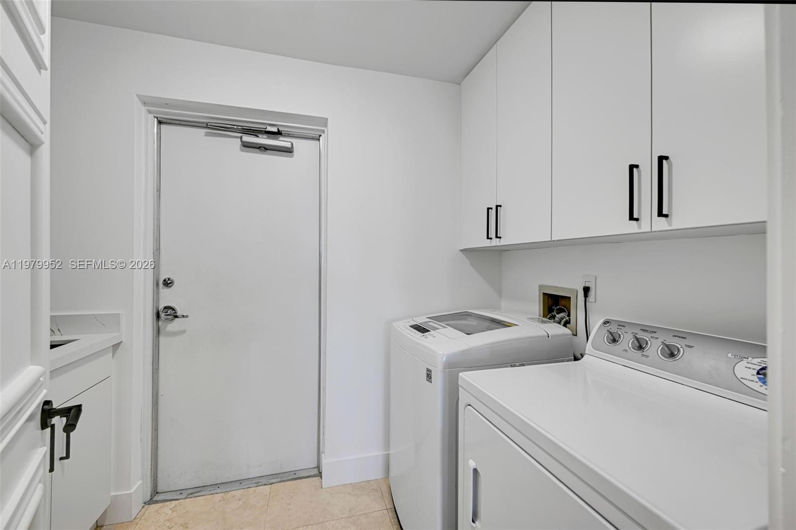 13637 Deering Bay Dr #261, Coral Gables FL 33158