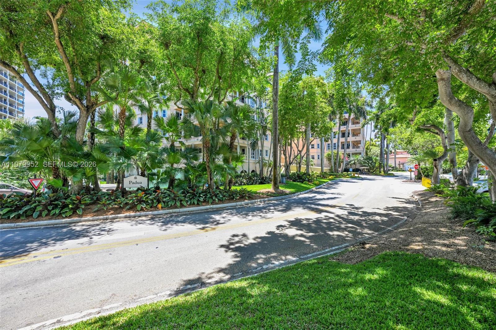13637 Deering Bay Dr #261, Coral Gables FL 33158