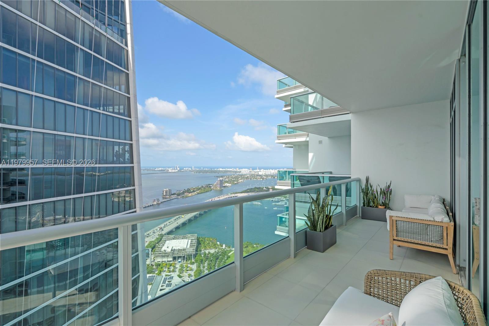 900 Biscayne Blvd #PH6109, Miami FL 33132
