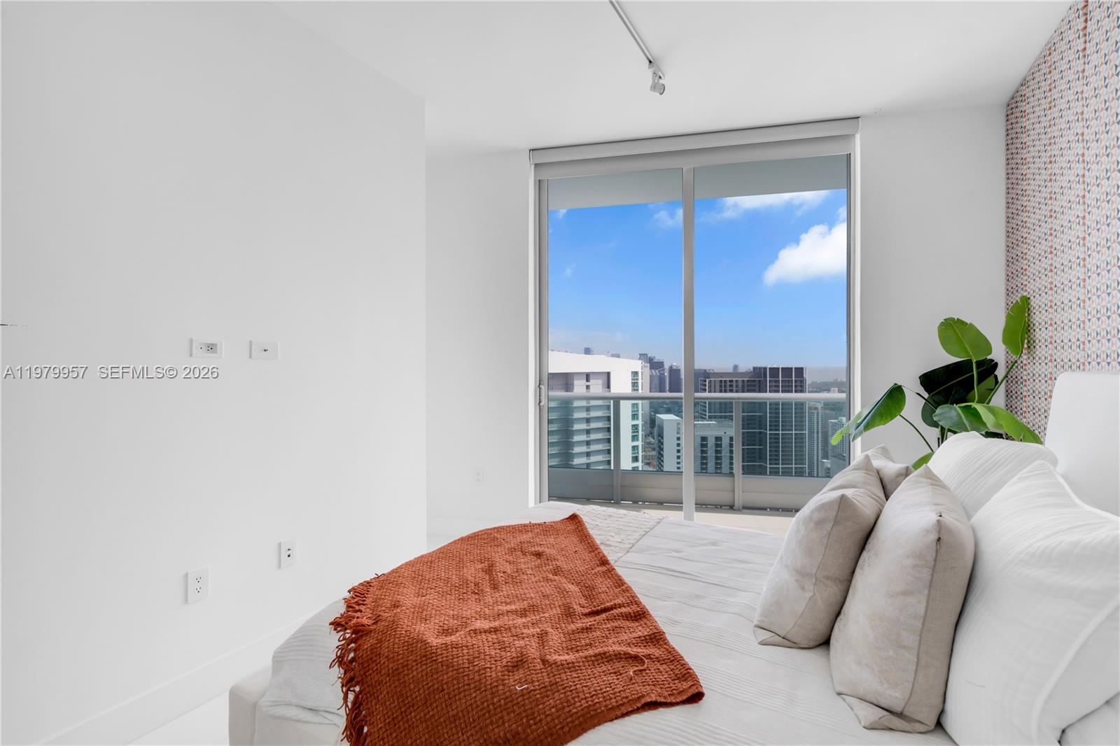 900 Biscayne Blvd #PH6109, Miami FL 33132