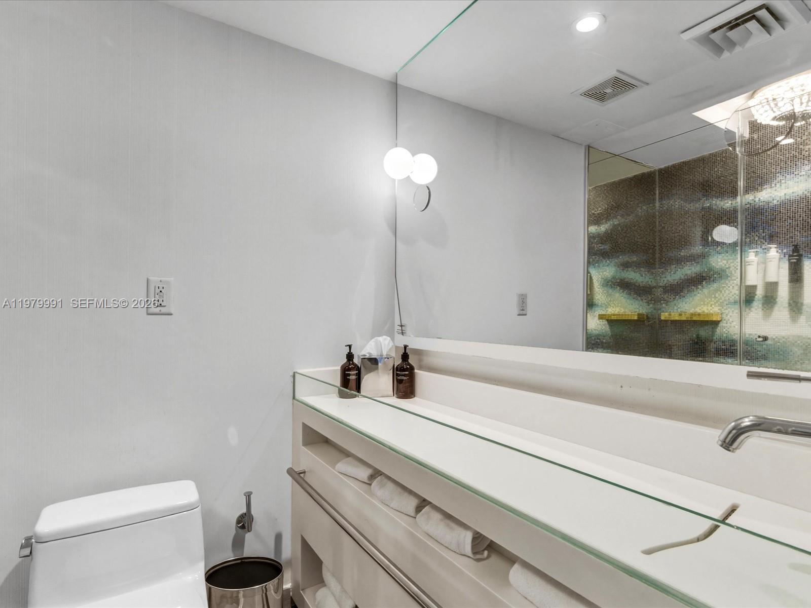 1100 West Ave #1414, Miami Beach FL 33139