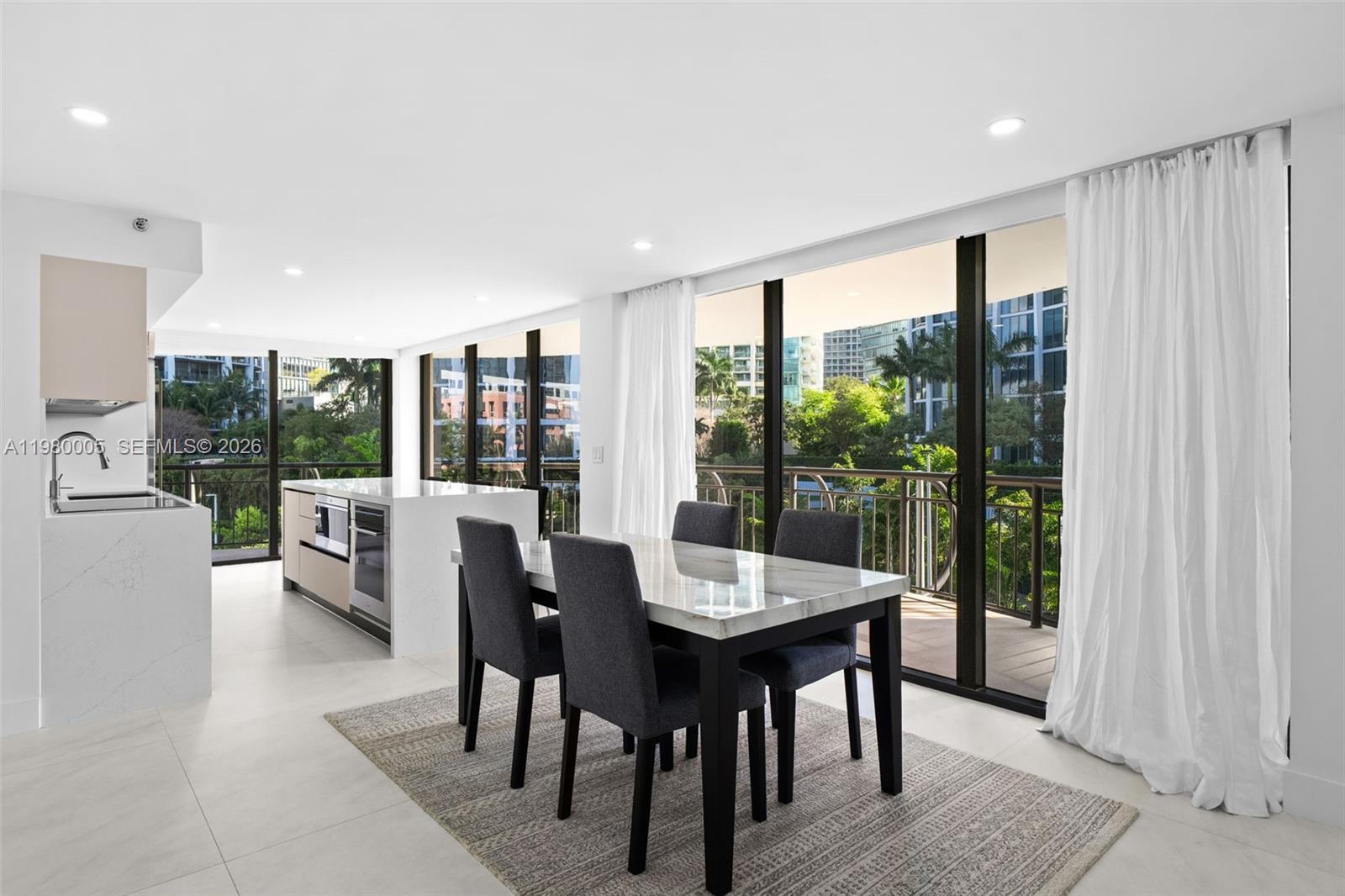 2843 S Bayshore Dr #5F, Miami FL 33133