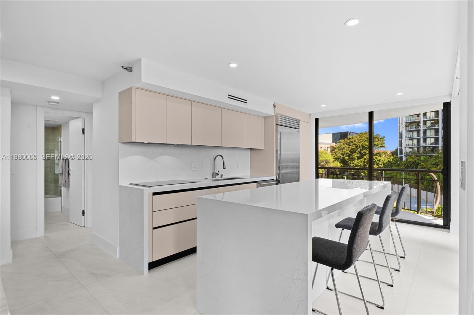 2843 S Bayshore Dr #5F, Miami FL 33133