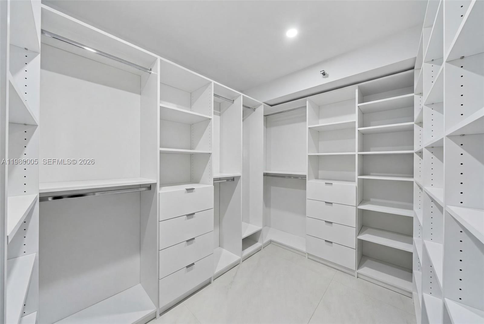 2843 S Bayshore Dr #5F, Miami FL 33133