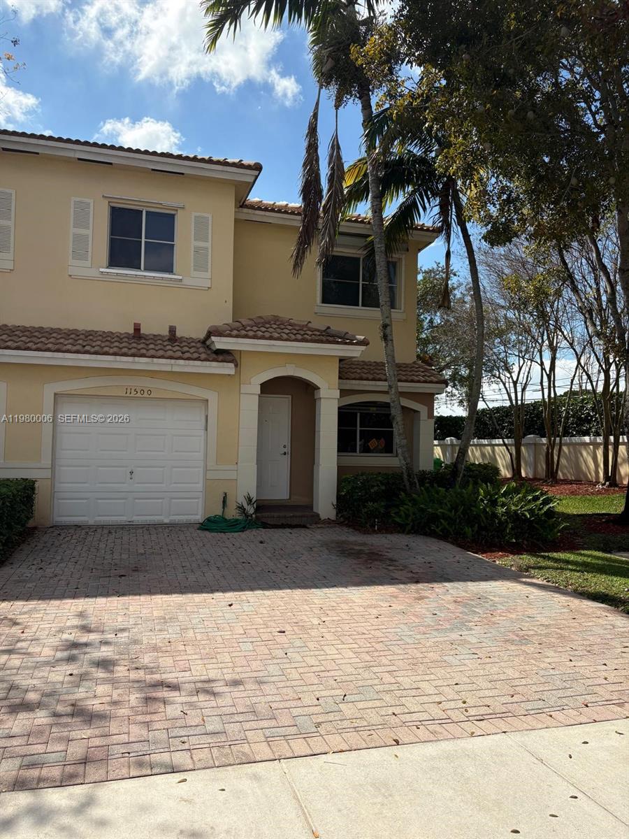 11500 NW 33rd St, Sunrise FL 33323