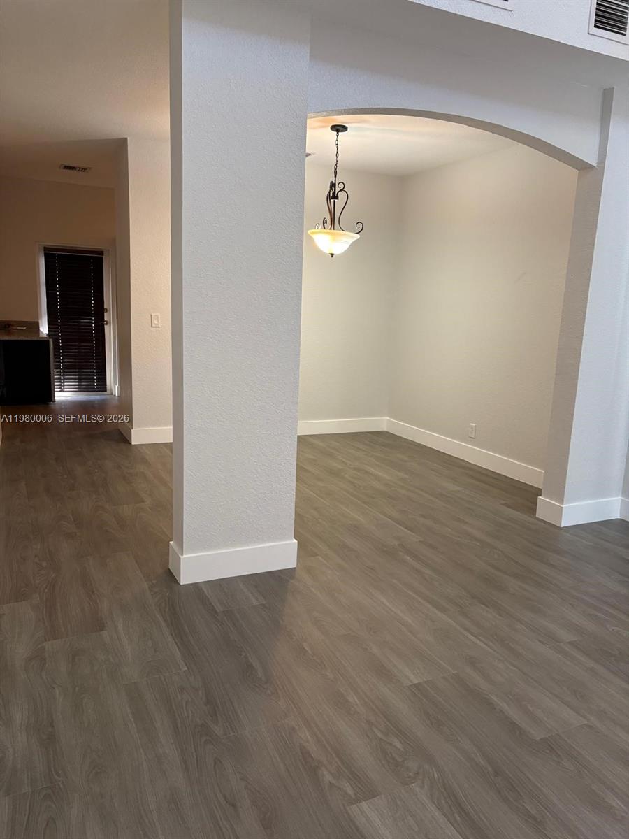 11500 NW 33rd St, Sunrise FL 33323