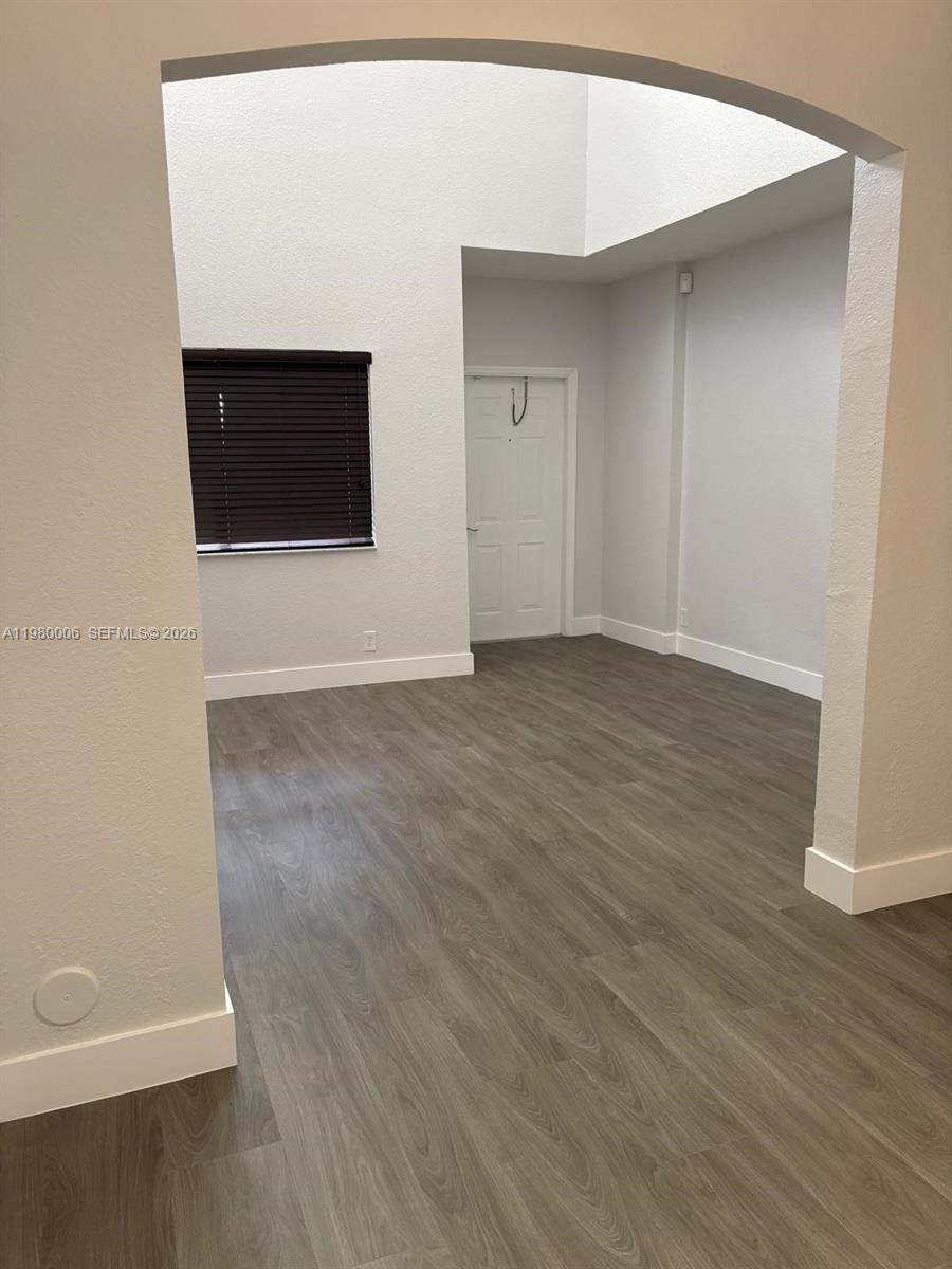11500 NW 33rd St, Sunrise FL 33323