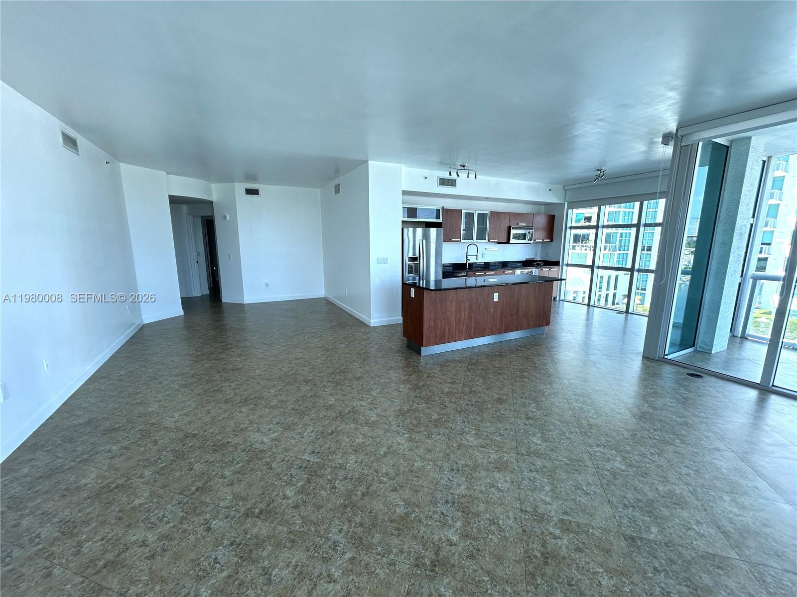3131 NE 188 ST #2-601, Aventura FL 33180