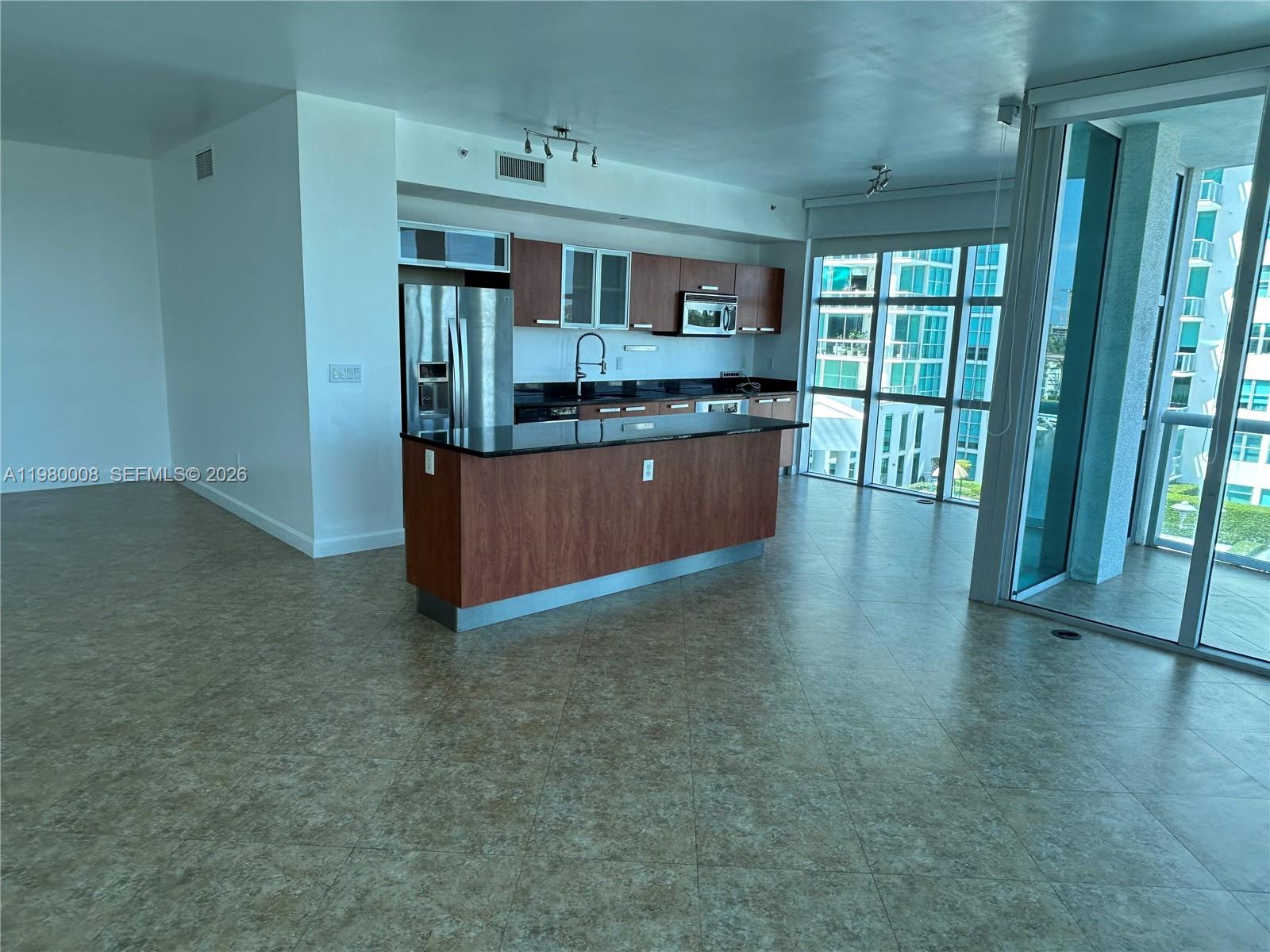 3131 NE 188 ST #2-601, Aventura FL 33180
