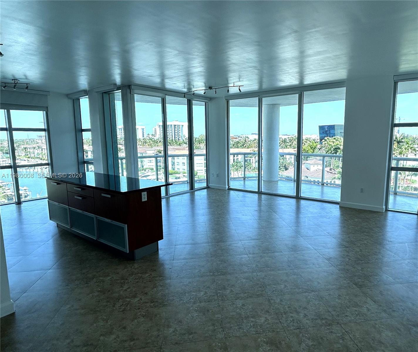 3131 NE 188 ST #2-601, Aventura FL 33180