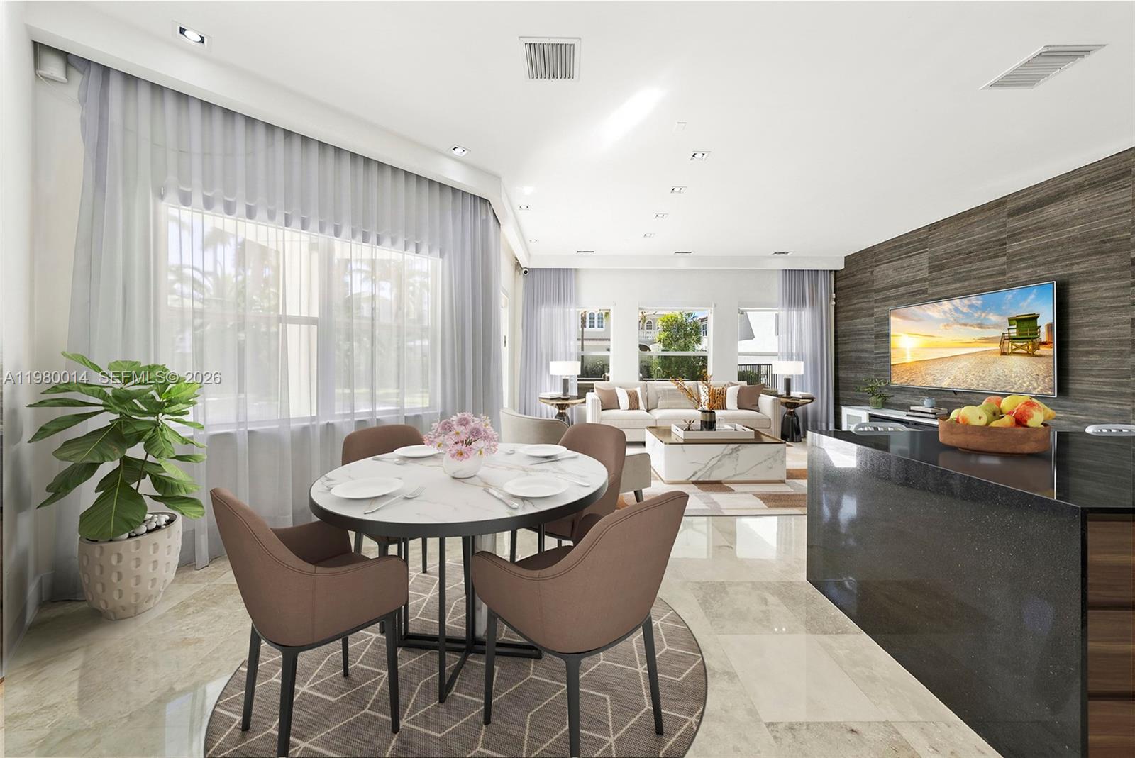 822 Meridian Ln, Hollywood FL 33019