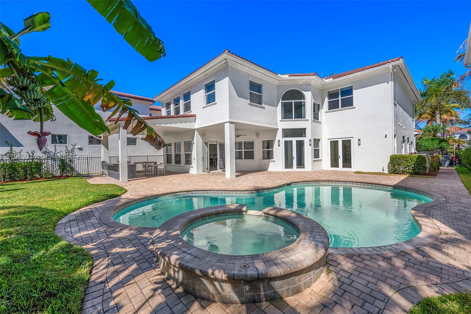 822 Meridian Ln, Hollywood FL 33019