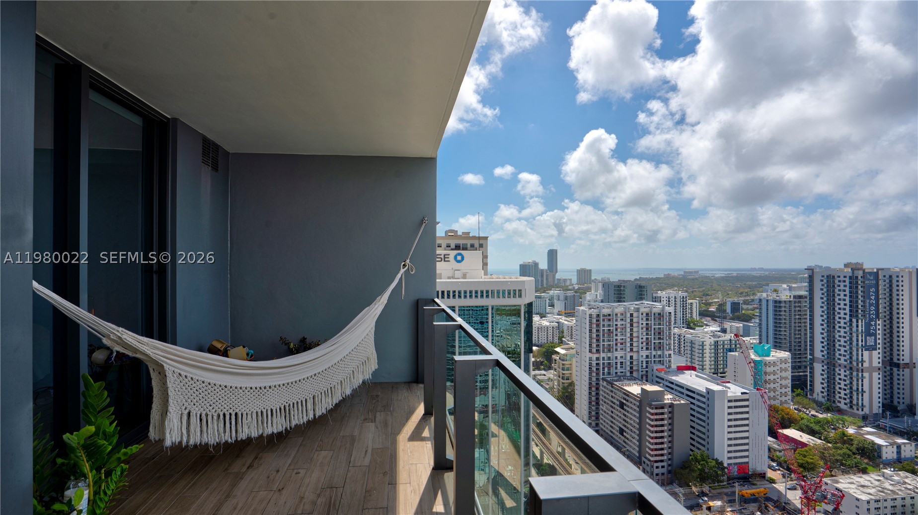 88 SW 7th St #2706, Miami FL 33130