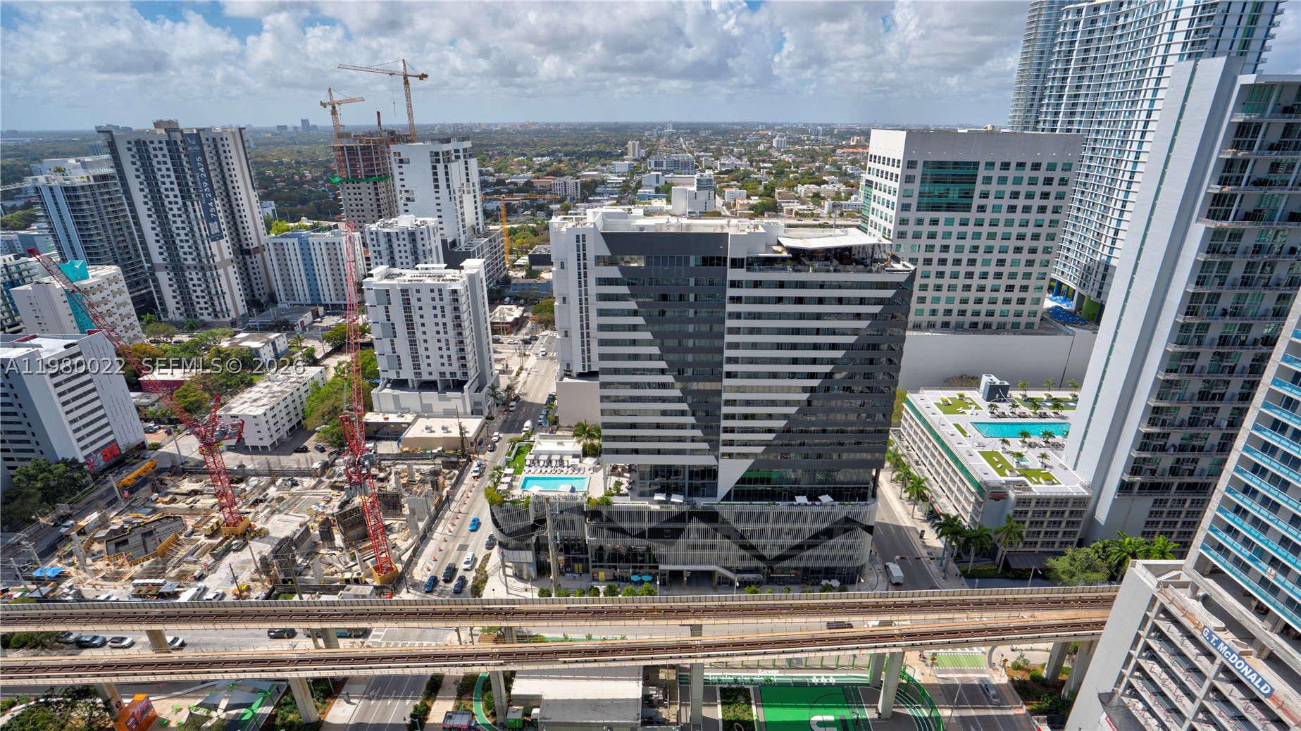 88 SW 7th St #2706, Miami FL 33130