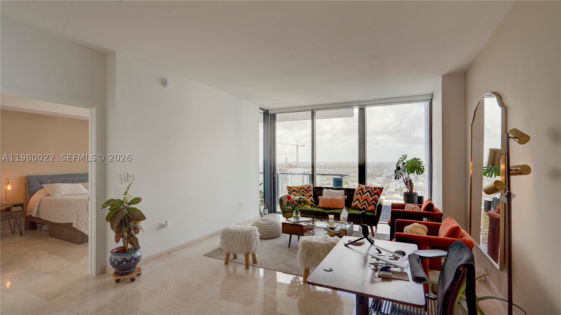 88 SW 7th St #2706, Miami FL 33130
