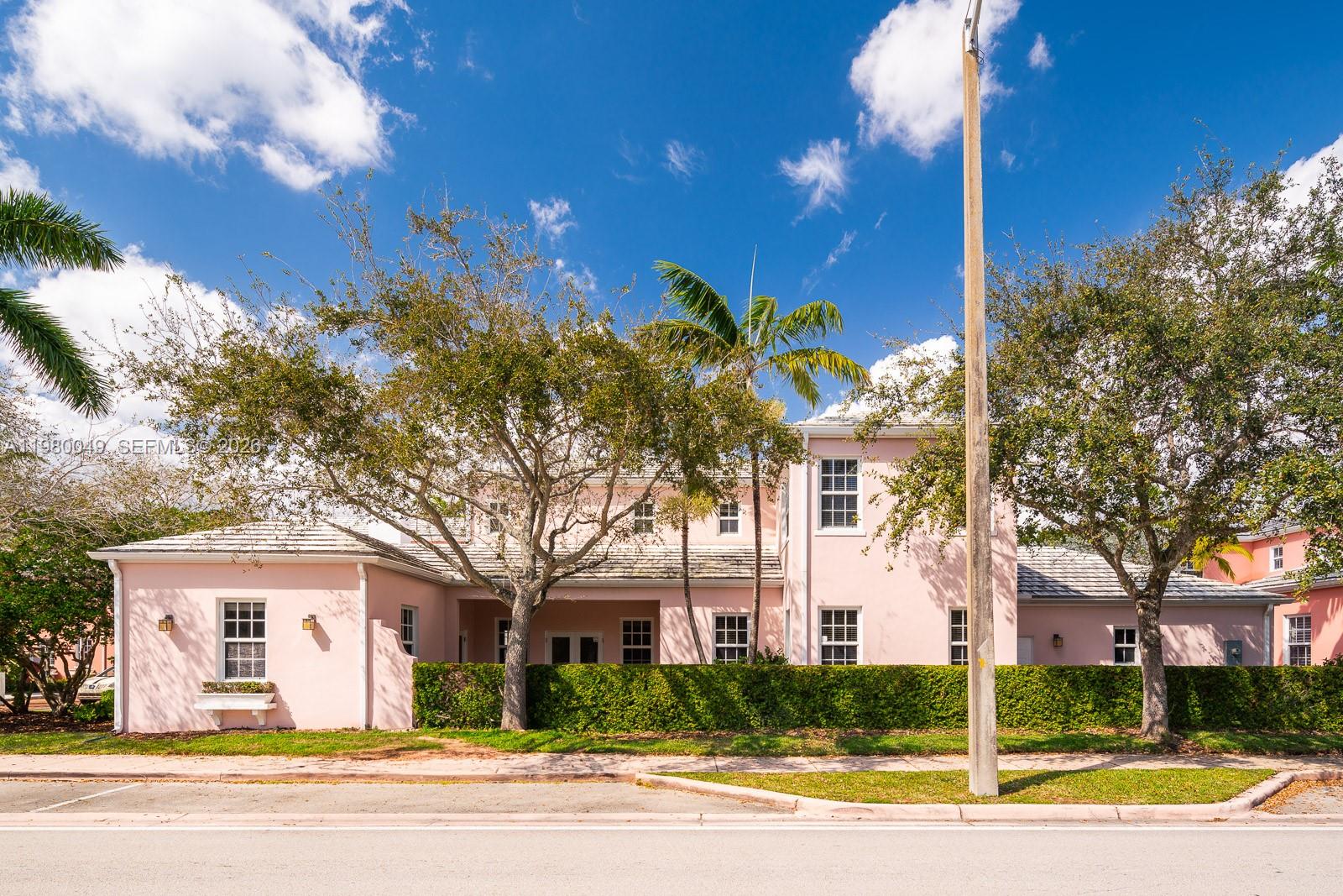 520 Loretto Ave #21, Coral Gables FL 33146