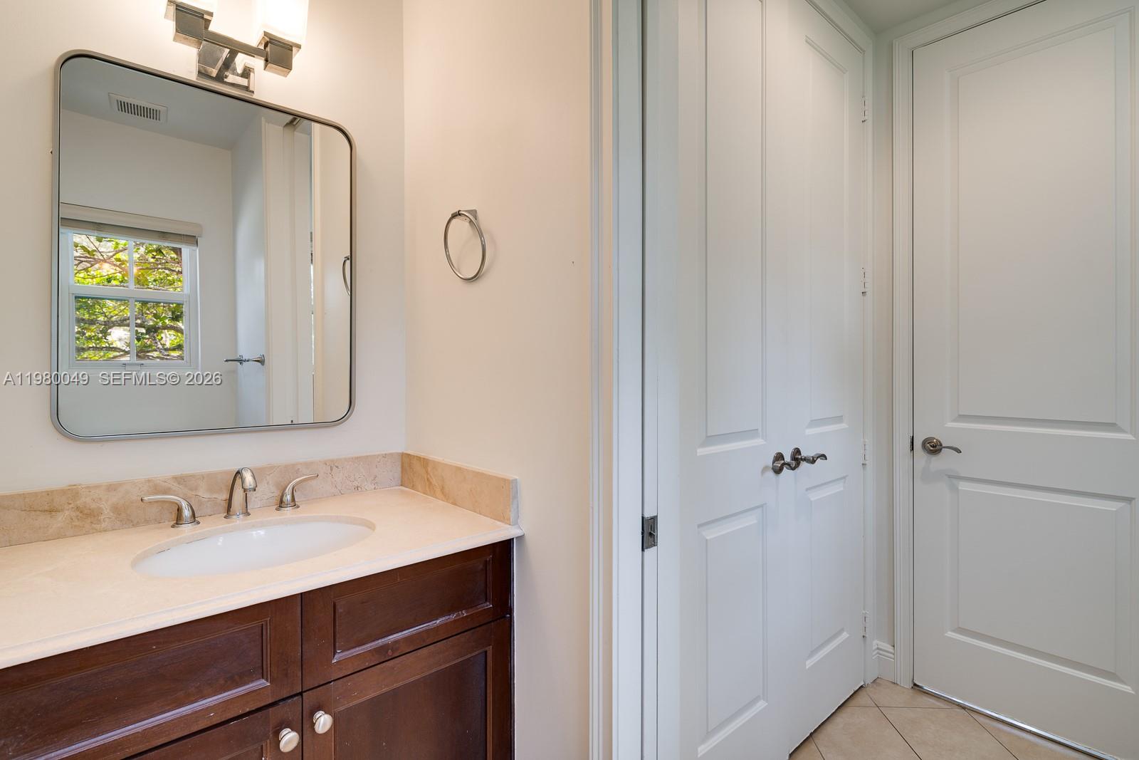 520 Loretto Ave #21, Coral Gables FL 33146