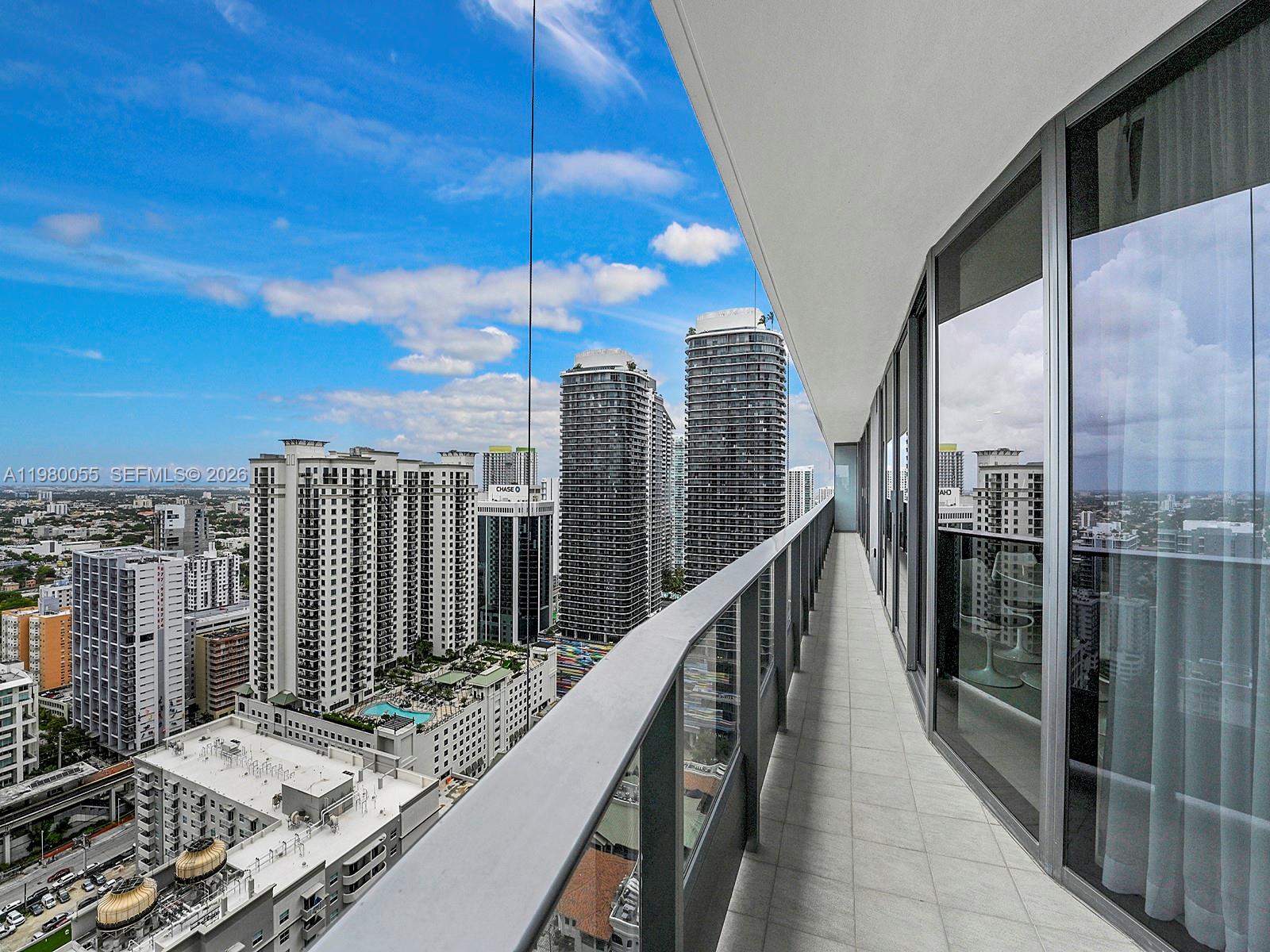 1000 Brickell Plz #3402, Miami FL 33131