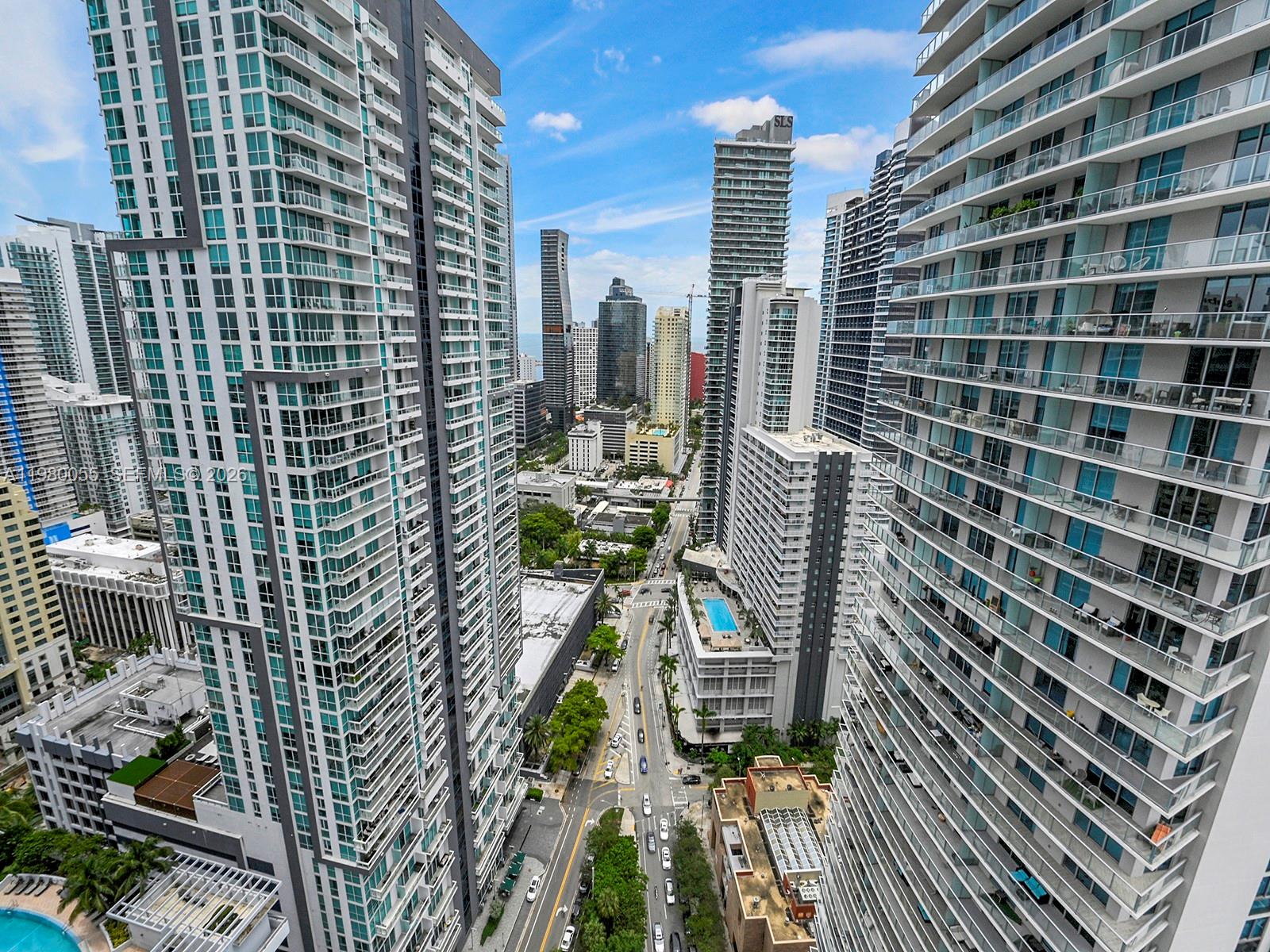 1000 Brickell Plz #3402, Miami FL 33131