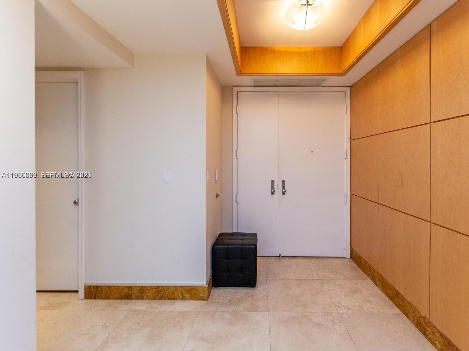 848 Brickell Key Dr #1201, Miami FL 33131