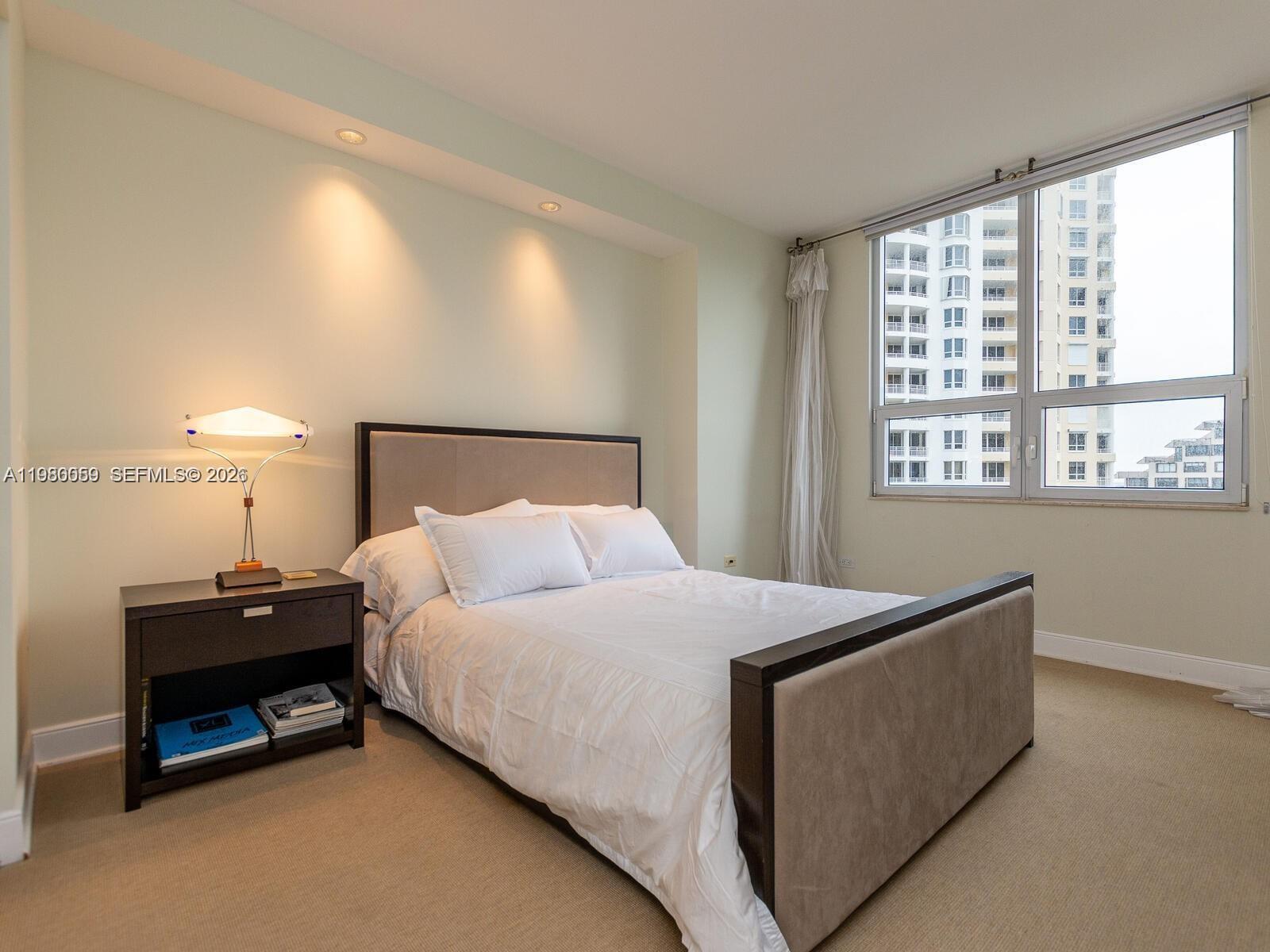 848 Brickell Key Dr #1201, Miami FL 33131