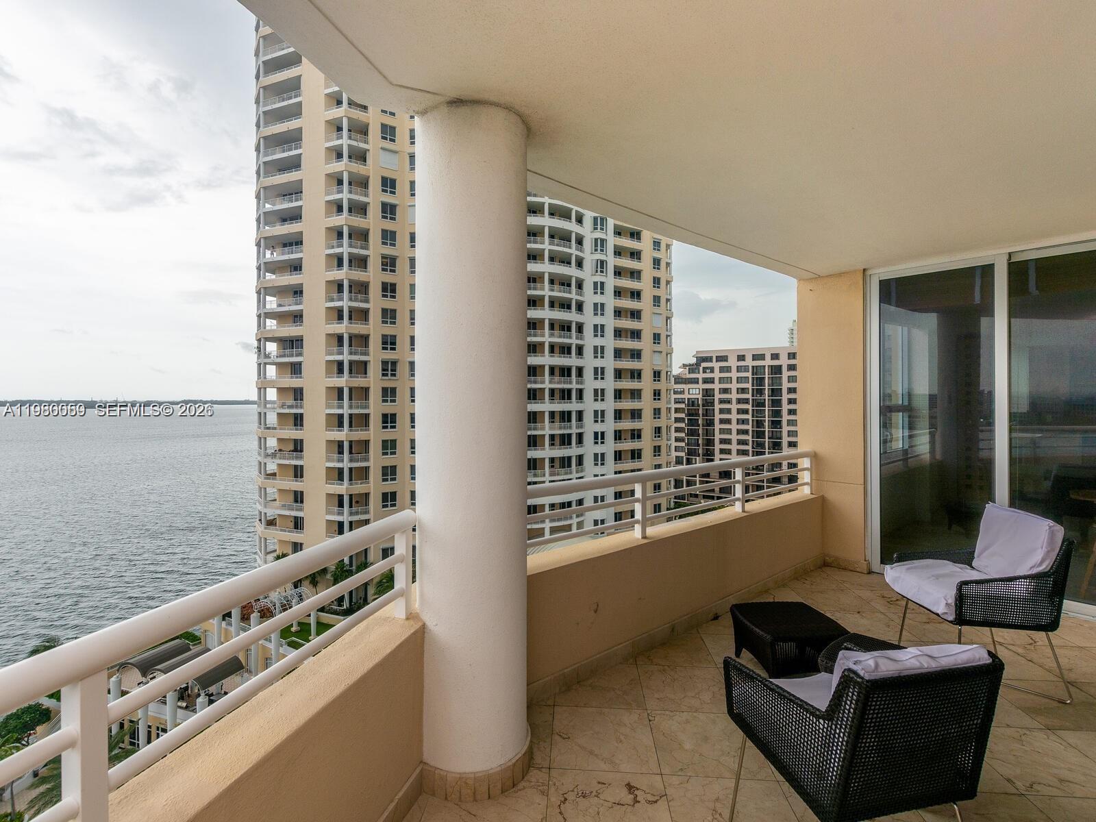 848 Brickell Key Dr #1201, Miami FL 33131