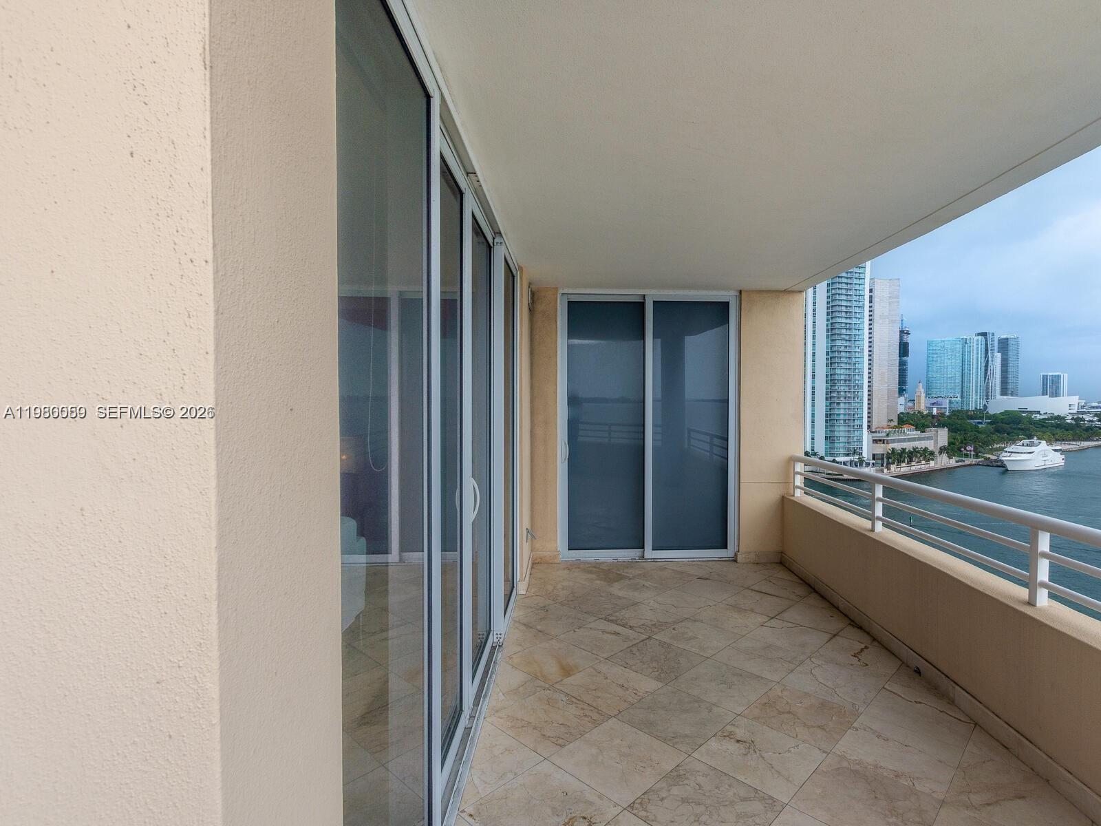 848 Brickell Key Dr #1201, Miami FL 33131