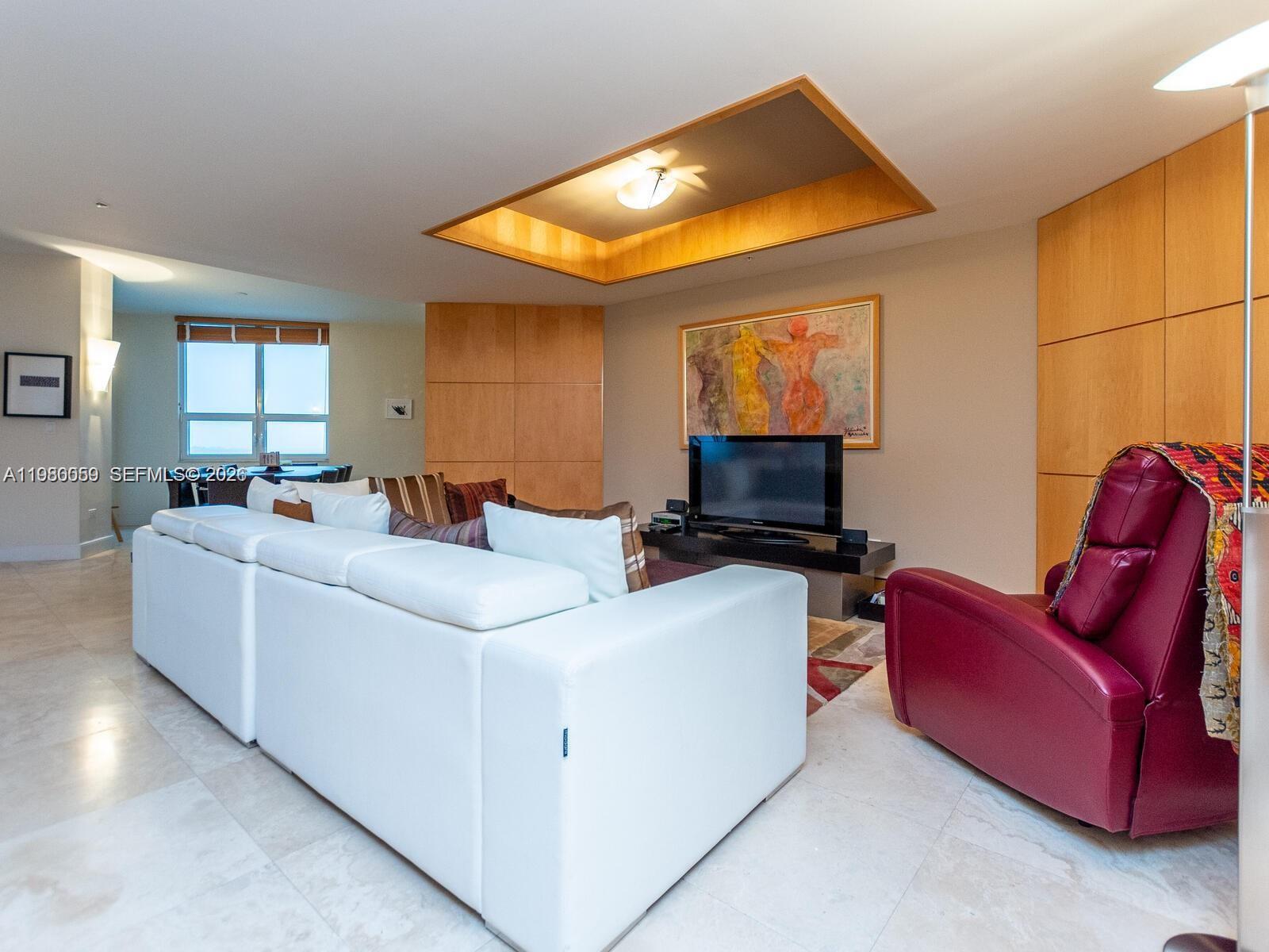 848 Brickell Key Dr #1201, Miami FL 33131