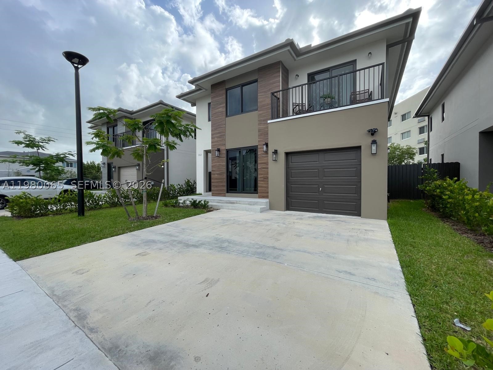 302 NW 11th Ct #302, Florida City FL 33034
