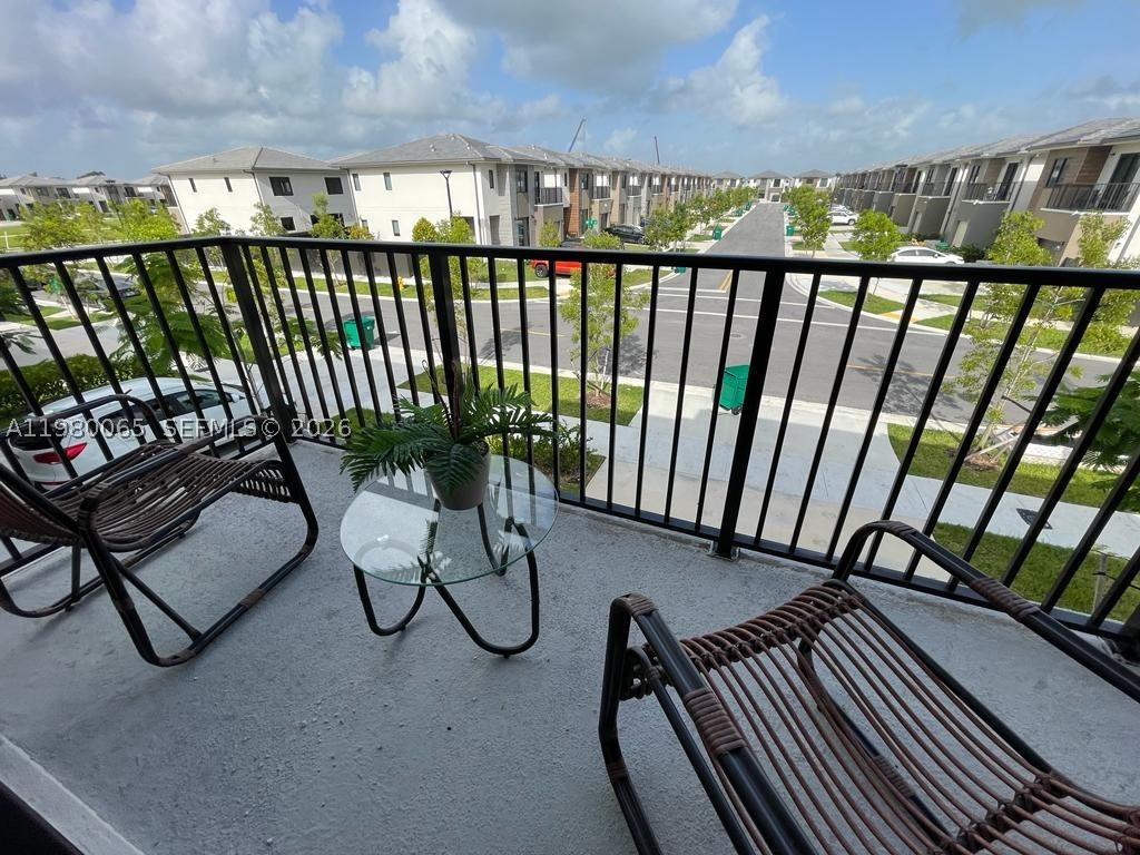 302 NW 11th Ct #302, Florida City FL 33034