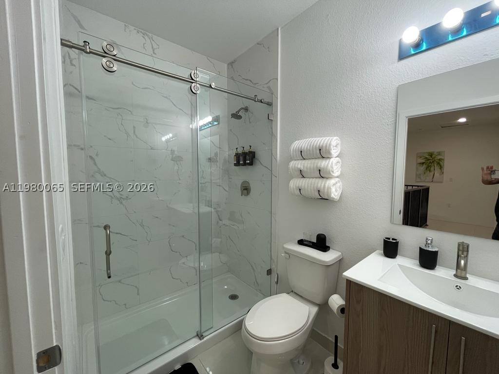 302 NW 11th Ct #302, Florida City FL 33034