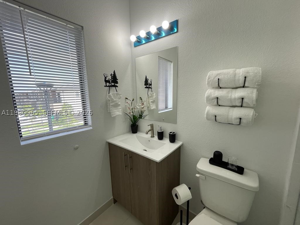 302 NW 11th Ct #302, Florida City FL 33034