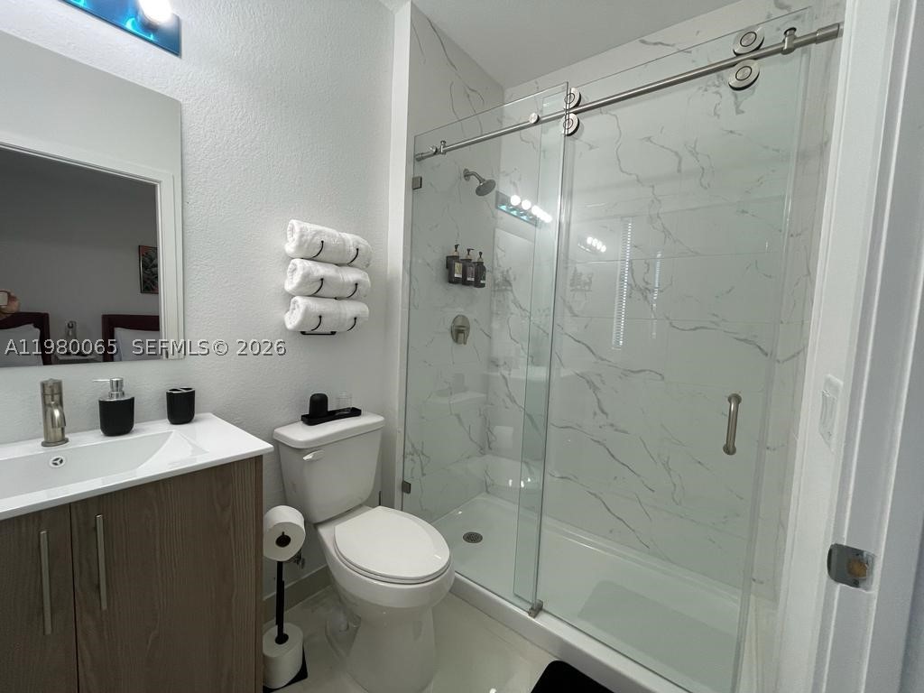 302 NW 11th Ct #302, Florida City FL 33034